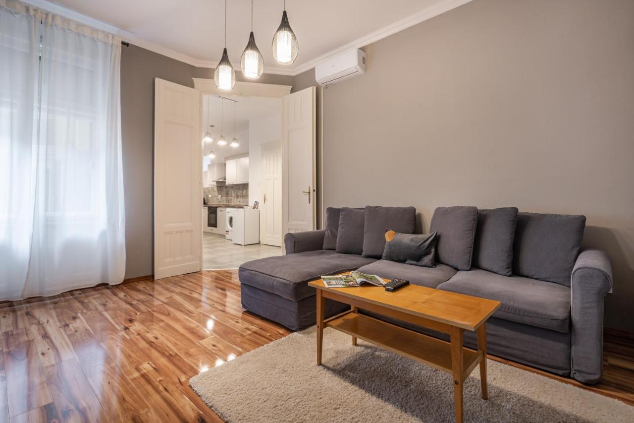 Budapest Lighthouse Apartment Exterior photo